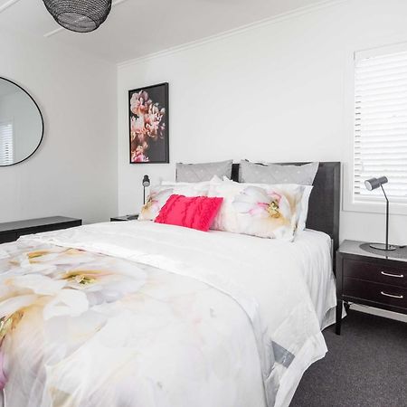 Awesome Beach House On Oceanview Road Mount Maunganui Exteriér fotografie